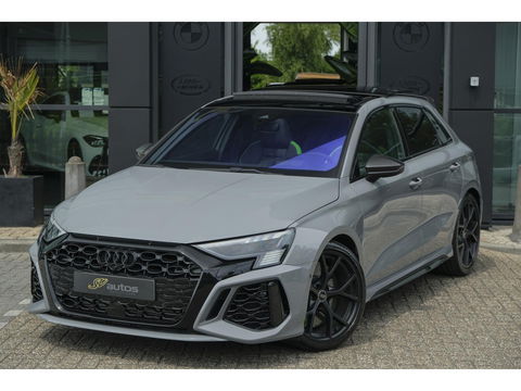 Audi RS3 Sportback 2.5 TFSI 400pk Quattro Hulk Panoramadak *BTW* Keramisch VOL! Massage B&O audio RS Dynamic