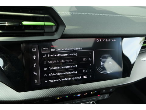 Audi RS3 Sportback 2.5 TFSI 400pk Quattro Hulk Panoramadak *BTW* Keramisch VOL! Massage B&O audio RS Dynamic