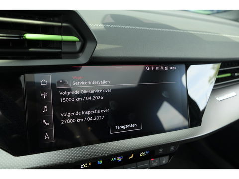 Audi RS3 Sportback 2.5 TFSI 400pk Quattro Hulk Panoramadak *BTW* Keramisch VOL! Massage B&O audio RS Dynamic