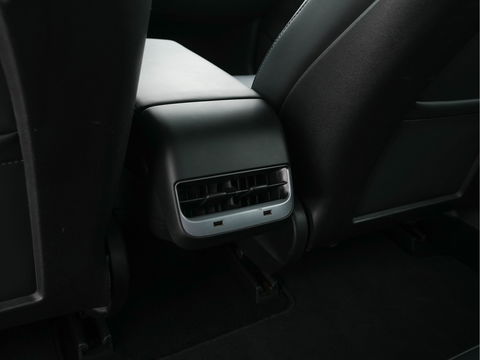 Tesla Model 3 Standard RWD Plus 60 kWh [ 3-Fase ] (INCL-BTW) Aut. *PANO | AUTO-PILOT | FULL-LEATHER | KEYLESS | FULL-LED | MEMORY-PACK | SURROUND-VIEW | DAB | CARPLAY | DIGI-COCKPIT | LANE-ASSIST | COMFORT-SEATS | 18"ALU*