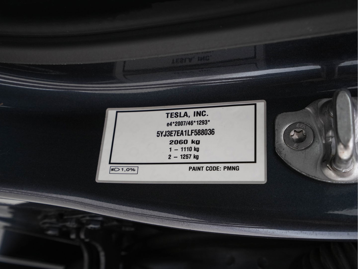 Tesla Model 3 Standard RWD Plus 60 kWh [ 3-Fase ] (INCL-BTW) Aut. *PANO | AUTO-PILOT | FULL-LEATHER | KEYLESS | FULL-LED | MEMORY-PACK | SURROUND-VIEW | DAB | CARPLAY | DIGI-COCKPIT | LANE-ASSIST | COMFORT-SEATS | 18"ALU*