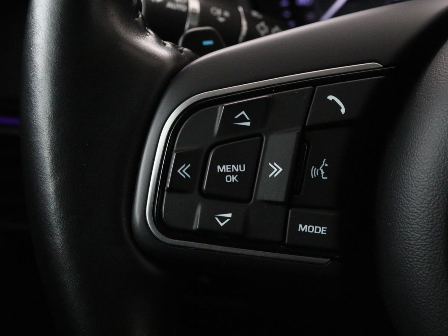 Jaguar XE 2.0 D Portfolio | Panoramadak | Leder | Stoel & Stuurverwarming | Camera | Head-up display | Keyless | Cruise control | Carplay