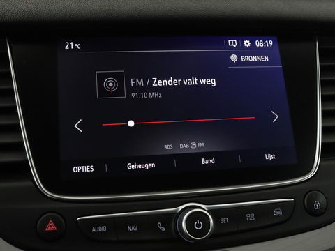 Opel Grandland X 1.2 Turbo Business Executive | Cruise control | Afneembare trekhaak | DAB | Elektrische achterklep | Carplay | Keyless