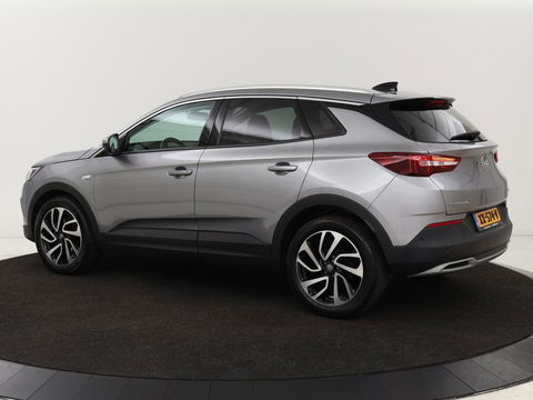Opel Grandland X 1.2 Turbo Business Executive | Cruise control | Afneembare trekhaak | DAB | Elektrische achterklep | Carplay | Keyless