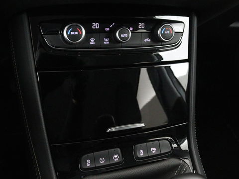 Opel Grandland X 1.2 Turbo Business Executive | Cruise control | Afneembare trekhaak | DAB | Elektrische achterklep | Carplay | Keyless