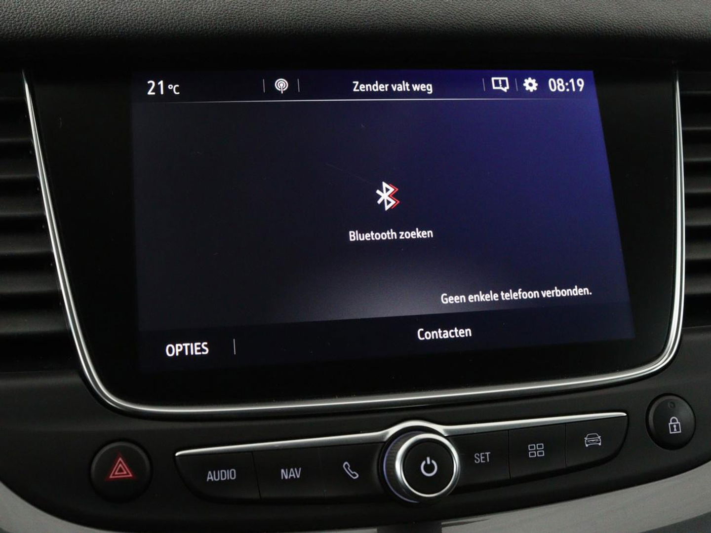 Opel Grandland X 1.2 Turbo Business Executive | Cruise control | Afneembare trekhaak | DAB | Elektrische achterklep | Carplay | Keyless