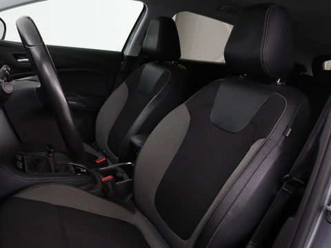 Opel Grandland X 1.2 Turbo Business Executive | Cruise control | Afneembare trekhaak | DAB | Elektrische achterklep | Carplay | Keyless