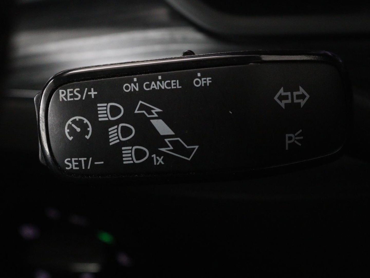 Škoda Superb 1.4 TSI iV BnsEdPlus | Camera | Adaptive cruise | Memory seats | Carplay | Stoelverwarming| Navigatie | Alcantara | Keyless
