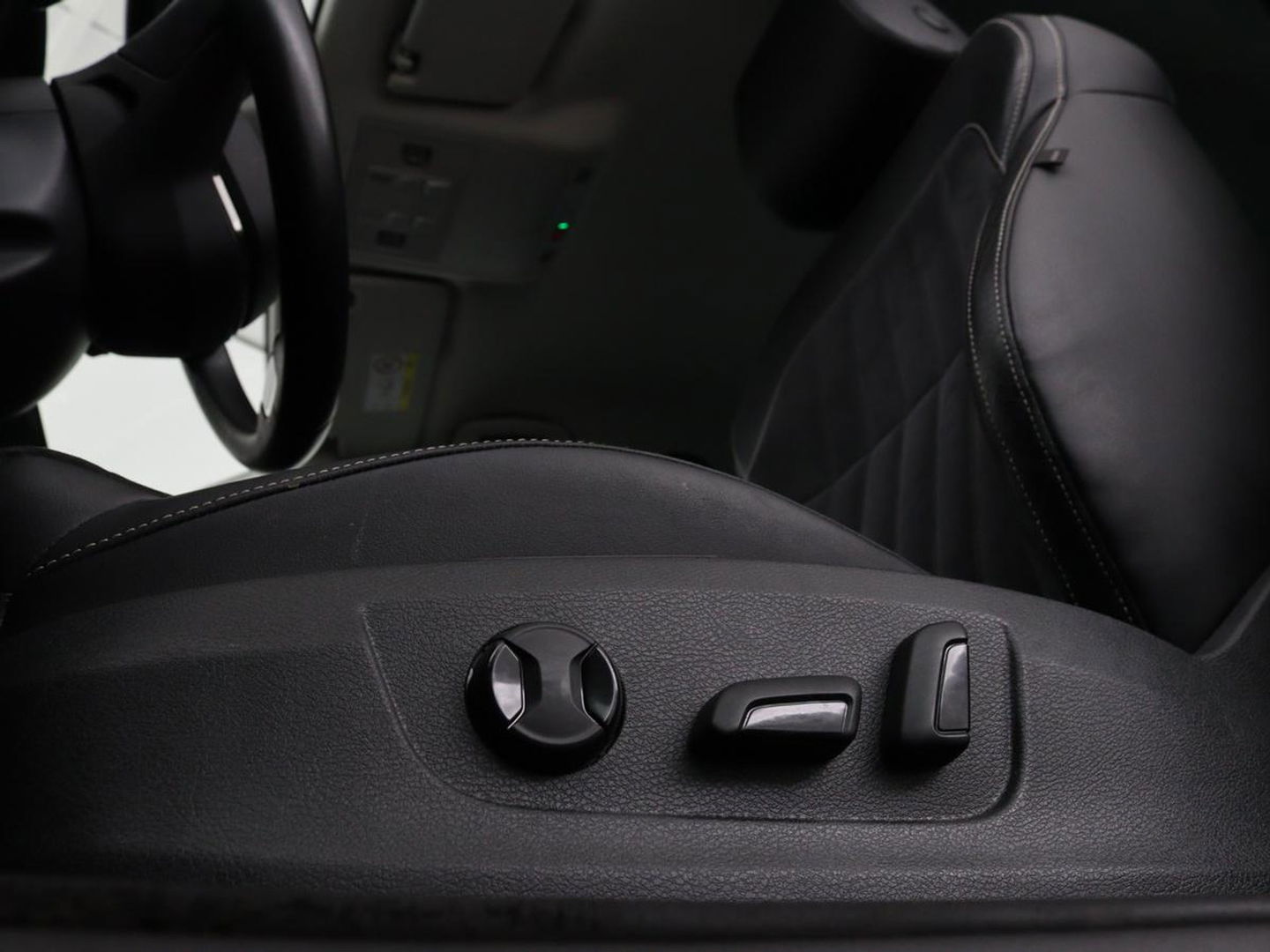 Škoda Superb 1.4 TSI iV BnsEdPlus | Camera | Adaptive cruise | Memory seats | Carplay | Stoelverwarming| Navigatie | Alcantara | Keyless