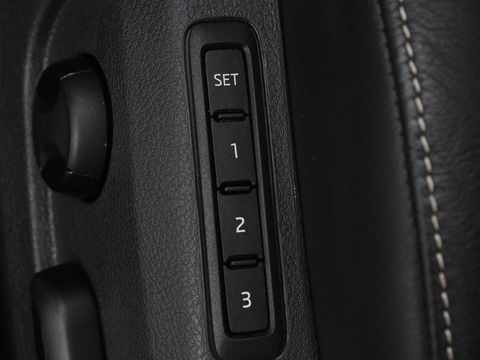 Škoda Superb 1.4 TSI iV BnsEdPlus | Camera | Adaptive cruise | Memory seats | Carplay | Stoelverwarming| Navigatie | Alcantara | Keyless