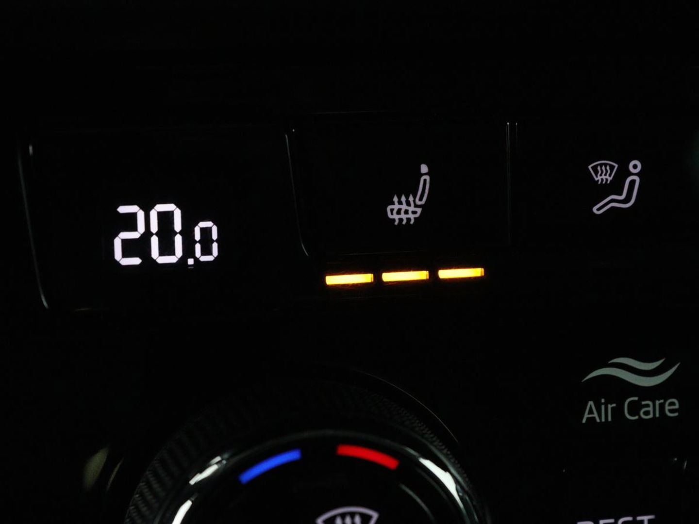 Škoda Superb 1.4 TSI iV BnsEdPlus | Camera | Adaptive cruise | Memory seats | Carplay | Stoelverwarming| Navigatie | Alcantara | Keyless