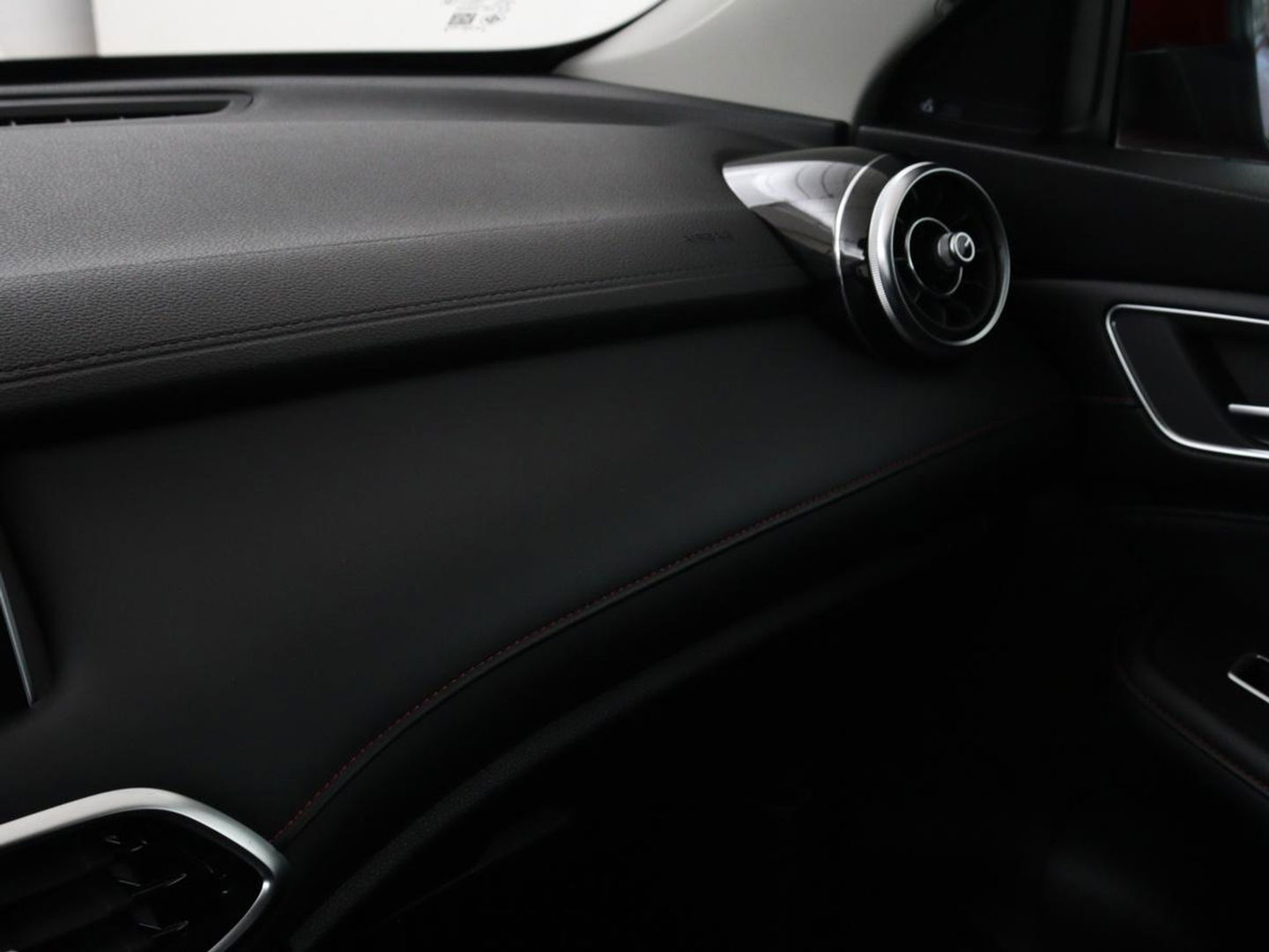 MG EHS 1.5 TGDI Edition1 | PHEV | Camera | Trekhaak | Adaptive cruise | Leder | Carplay | Stoelverwarming | Navigatie | Full LED