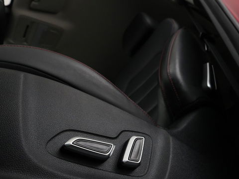 MG EHS 1.5 TGDI Edition1 | PHEV | Camera | Trekhaak | Adaptive cruise | Leder | Carplay | Stoelverwarming | Navigatie | Full LED