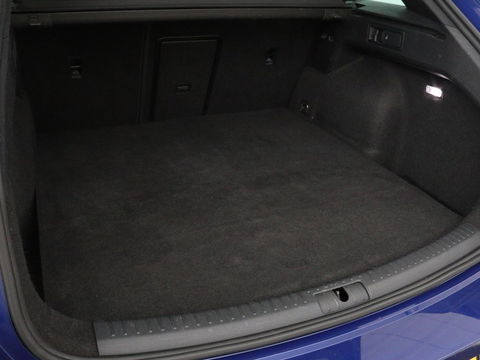 SEAT Leon Sportstourer 1.4 TSI eHybrid PHEV FR Business Intense | Camera | Stoel & Stuurverwarming | Trekhaak | Carplay | Full LED | Sfeerverlichting