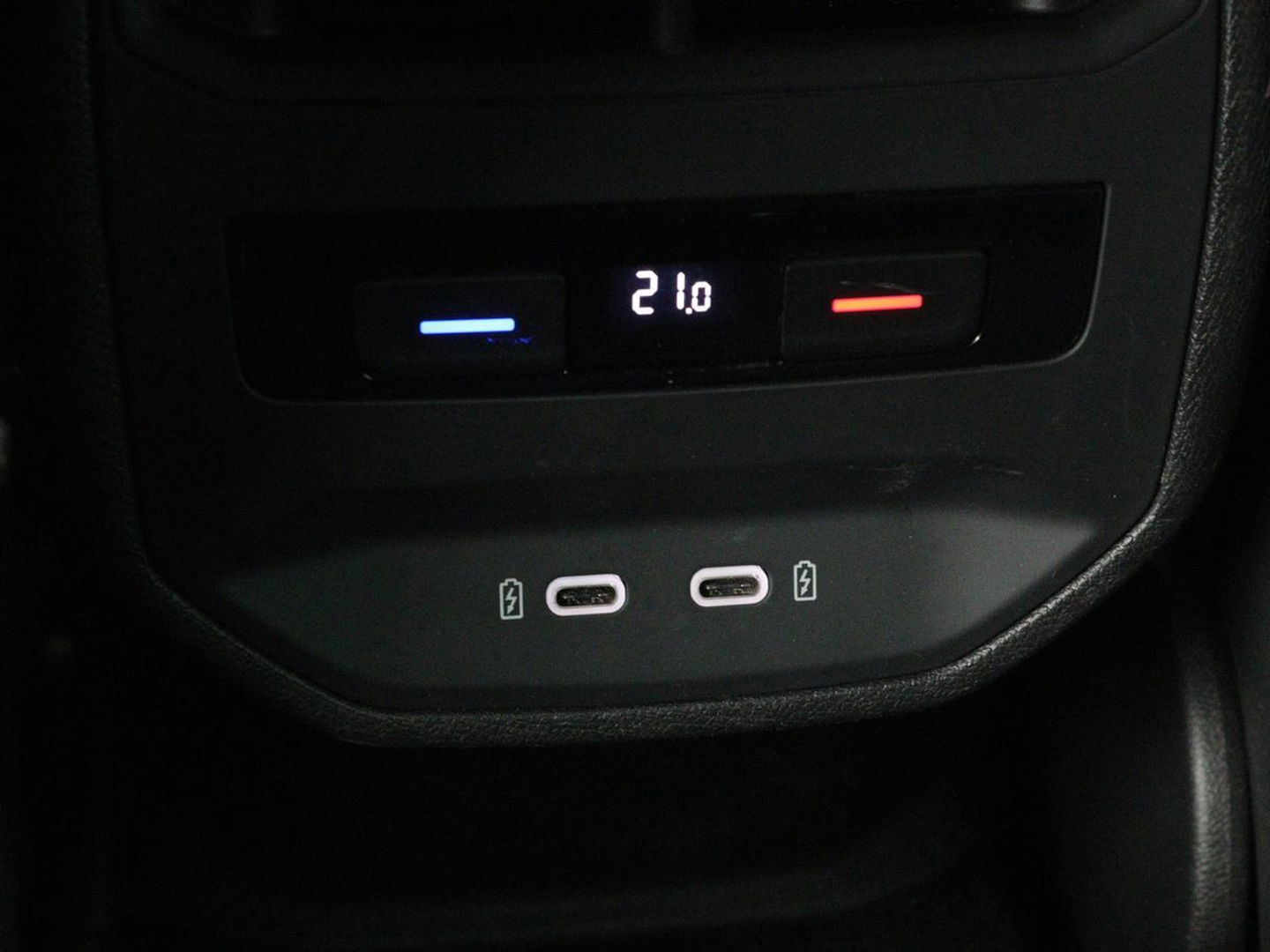 SEAT Leon Sportstourer 1.4 TSI eHybrid PHEV FR Business Intense | Camera | Stoel & Stuurverwarming | Trekhaak | Carplay | Full LED | Sfeerverlichting