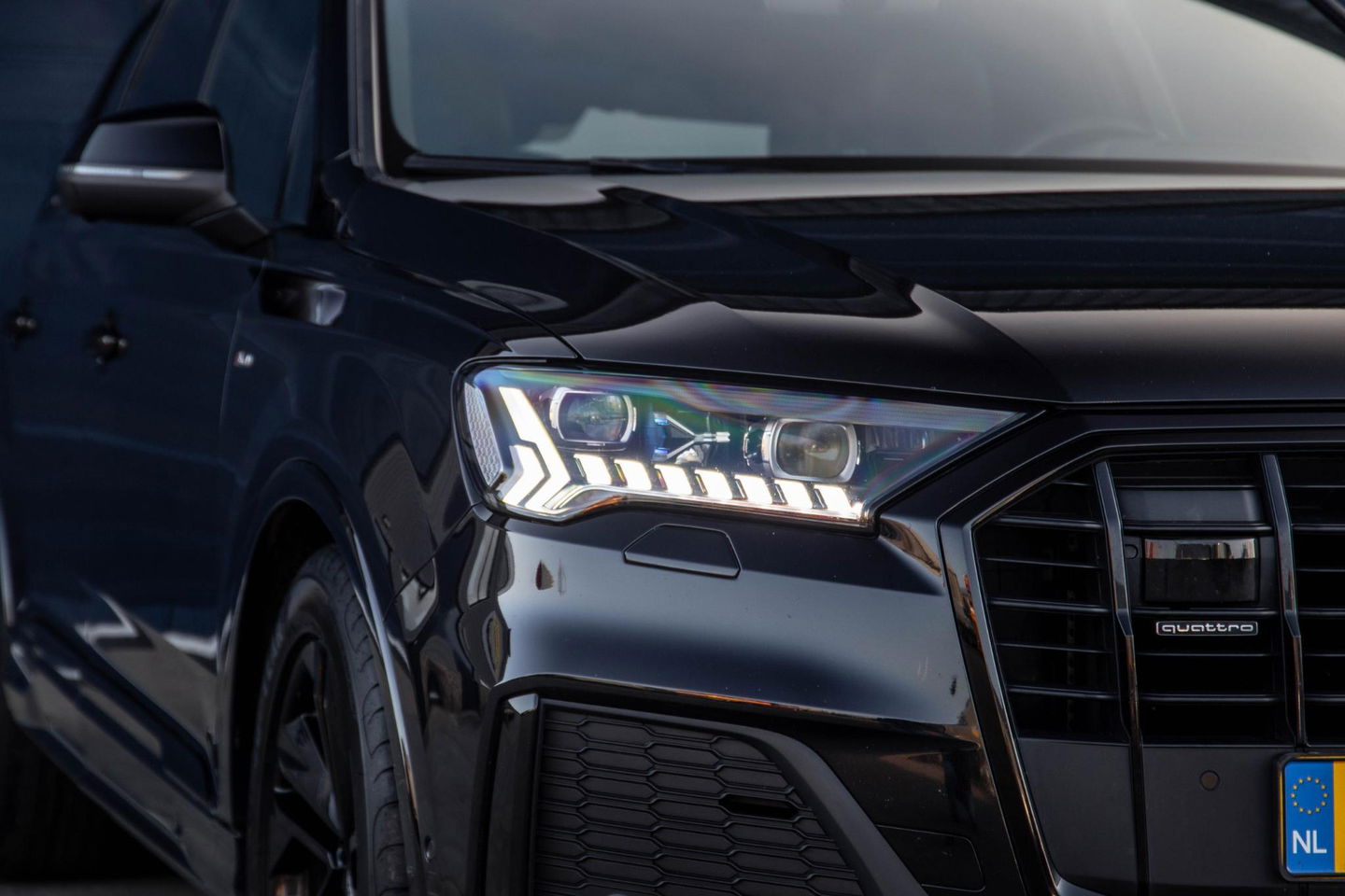 Audi Q7 SQ7 S-Line Grijs kenteken 3X S-LINE / 360 CAMERA / ADAPTIVE CRUISE CONTROLE / BLACK LINE