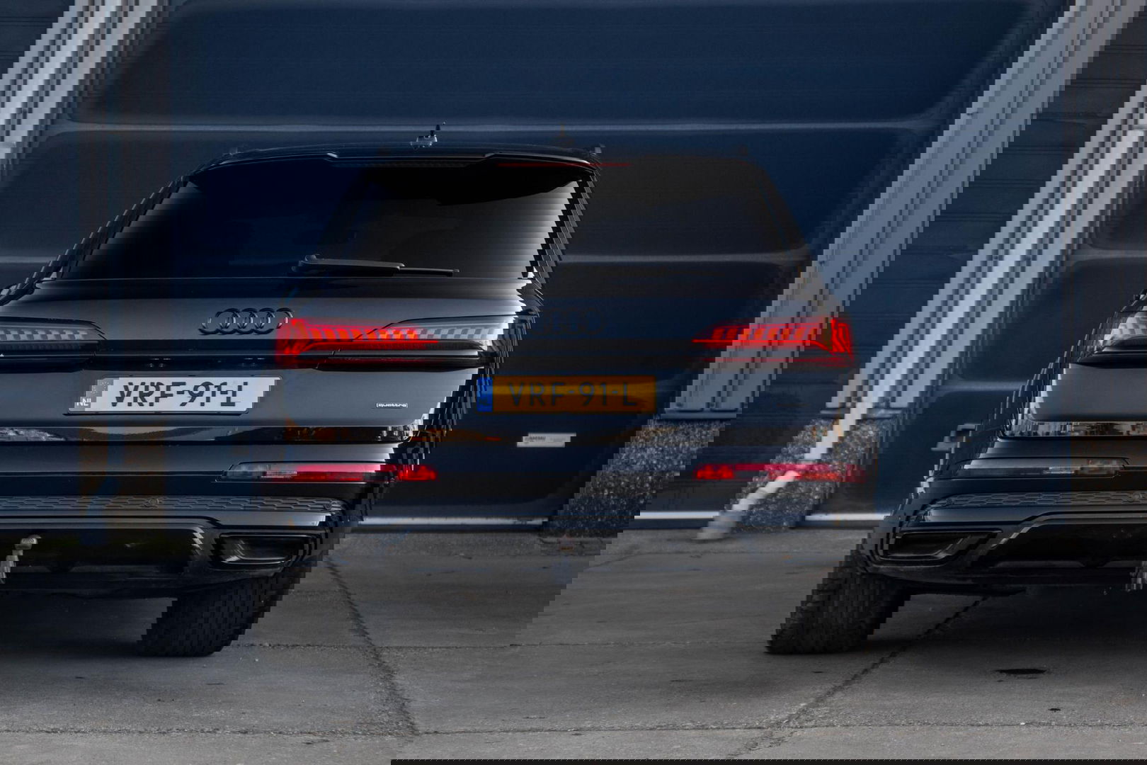 Audi Q7 SQ7 S-Line Grijs kenteken 3X S-LINE / 360 CAMERA / ADAPTIVE CRUISE CONTROLE / BLACK LINE