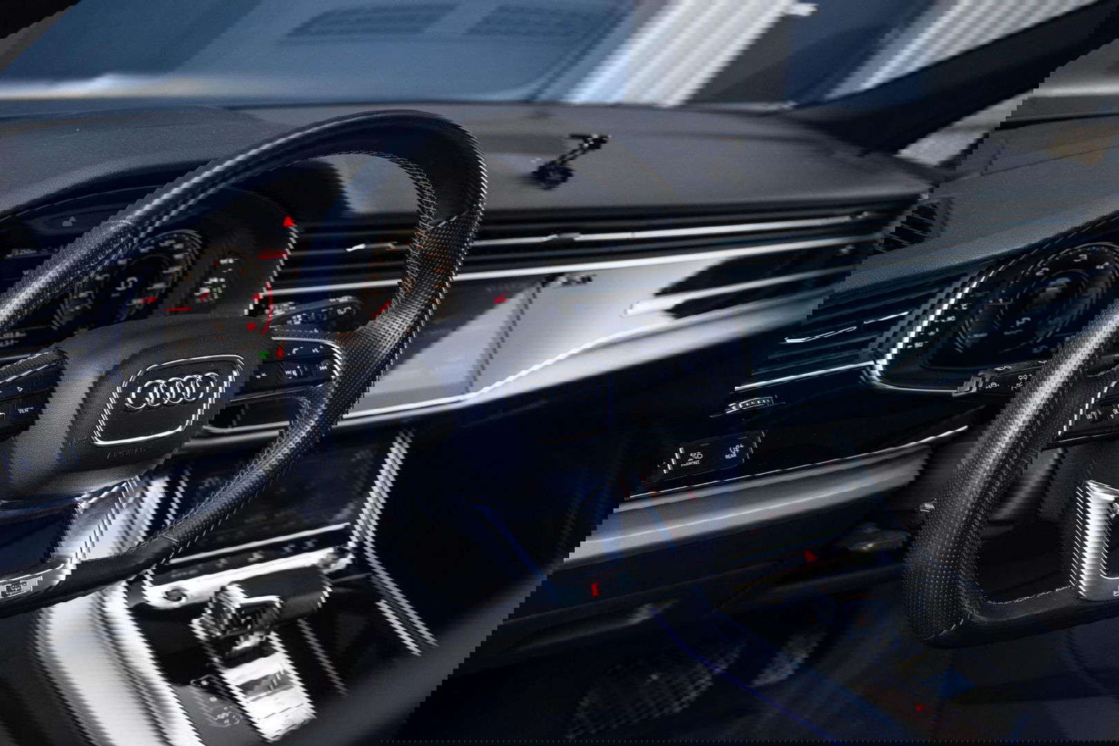 Audi Q7 SQ7 S-Line Grijs kenteken 3X S-LINE / 360 CAMERA / ADAPTIVE CRUISE CONTROLE / BLACK LINE