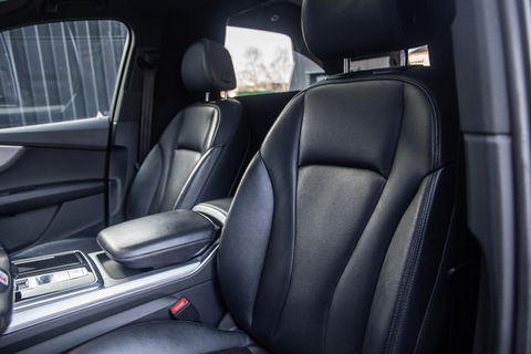 Audi Q7 SQ7 S-Line Grijs kenteken 3X S-LINE / 360 CAMERA / ADAPTIVE CRUISE CONTROLE / BLACK LINE