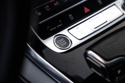 Audi Q7 SQ7 S-Line Grijs kenteken 3X S-LINE / 360 CAMERA / ADAPTIVE CRUISE CONTROLE / BLACK LINE