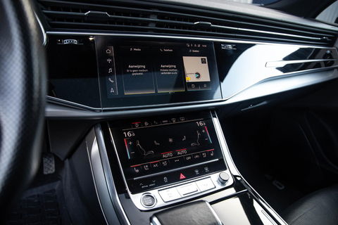 Audi Q7 SQ7 S-Line Grijs kenteken 3X S-LINE / 360 CAMERA / ADAPTIVE CRUISE CONTROLE / BLACK LINE