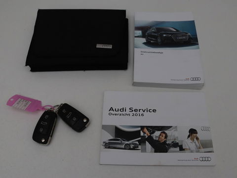 Audi A3 Sportback 1.4 e-tron Lease Edition | Panoramadak | Trekhaak | Cruise control | Digitaal cockpit | LMV 18 inch | LED | S-line | Keyless go | PDC