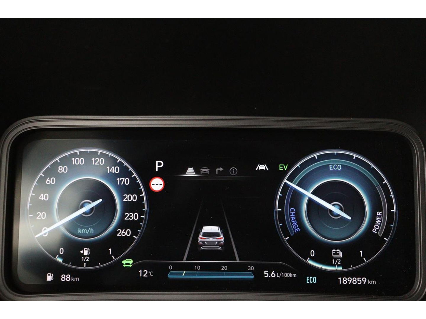 Hyundai KONA 1.6 GDI HEV Premium | Head-Up | Stoelventilatie | Leder | Adaptive cruise | Camera | Full LED | Navigatie | Stuurverwarming