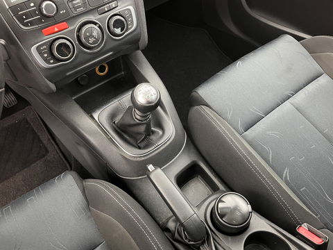 Citroën C4 1.6 e-HDi Ligne Business *PANO | NAVI-FULLMAP | COMFORT-SEATS | ECC | PDC | CRUISE | TOWBAR | 16"ALU*