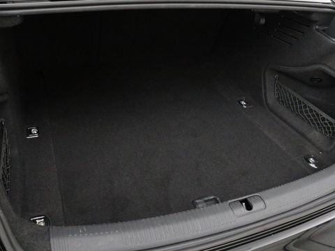 Audi A4 Limousine 35 TFSI Sport S line edition | Half leder | Full LED | LMV 18 inch | Climate control | Cruise control | Bleutooth | Navigatie