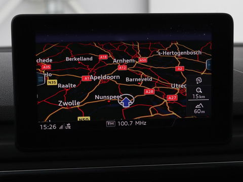 Audi A4 Limousine 35 TFSI Sport S line edition | Half leder | Full LED | LMV 18 inch | Climate control | Cruise control | Bleutooth | Navigatie