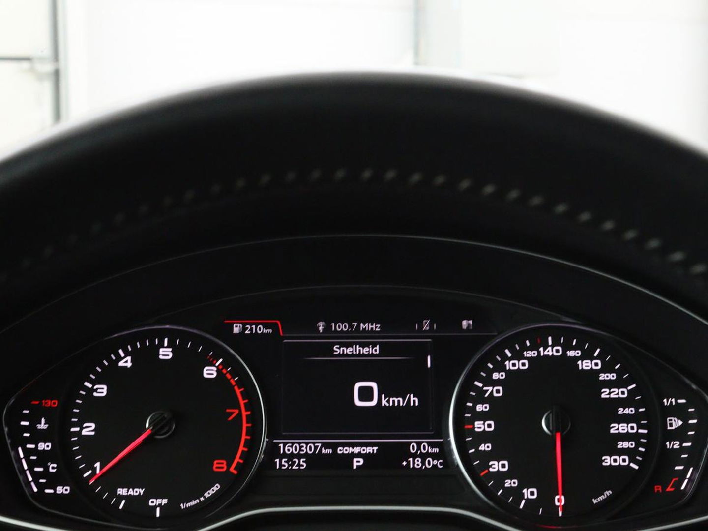 Audi A4 Limousine 35 TFSI Sport S line edition | Half leder | Full LED | LMV 18 inch | Climate control | Cruise control | Bleutooth | Navigatie