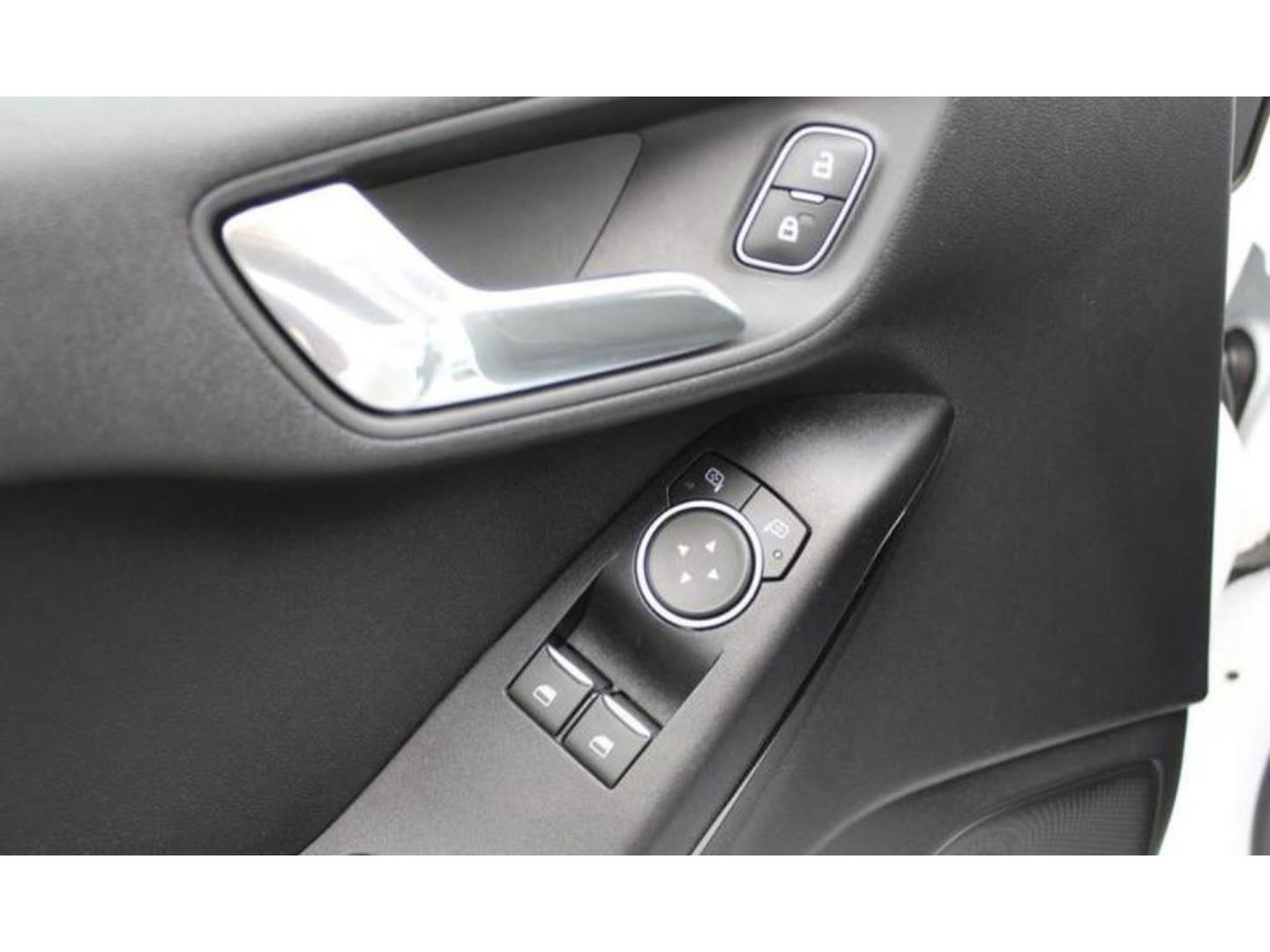 Ford Fiesta 1.1 Trend 85pk Navi | Apple Carplay |Android auto