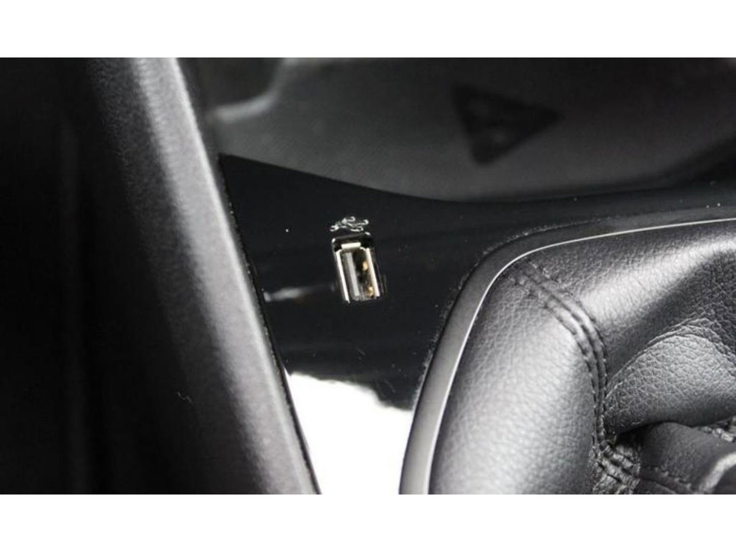 Ford Fiesta 1.1 Trend 85pk Navi | Apple Carplay |Android auto