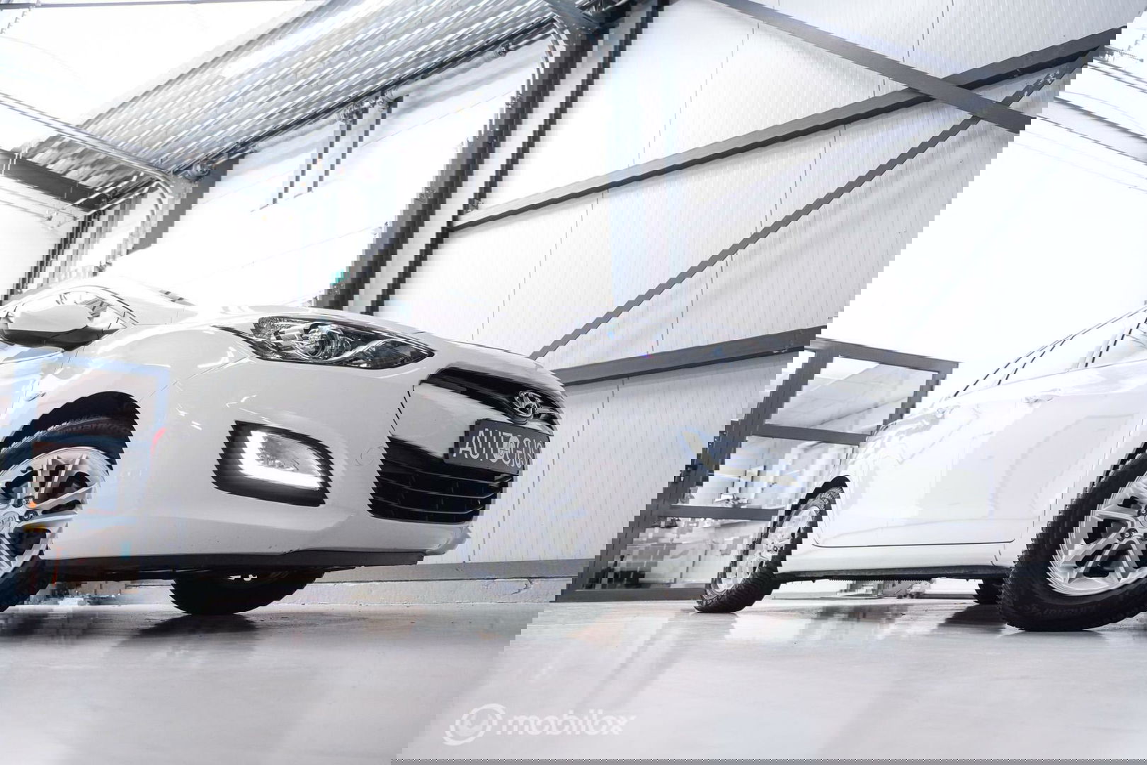 Hyundai i30 Wagon 1.6 GDI 120 pk | Trekhaak | Clima | Cruise | Stuurwielverwarming | All seasons | Nieuwe APK |