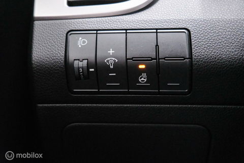 Hyundai i30 Wagon 1.6 GDI 120 pk | Trekhaak | Clima | Cruise | Stuurwielverwarming | All seasons | Nieuwe APK |