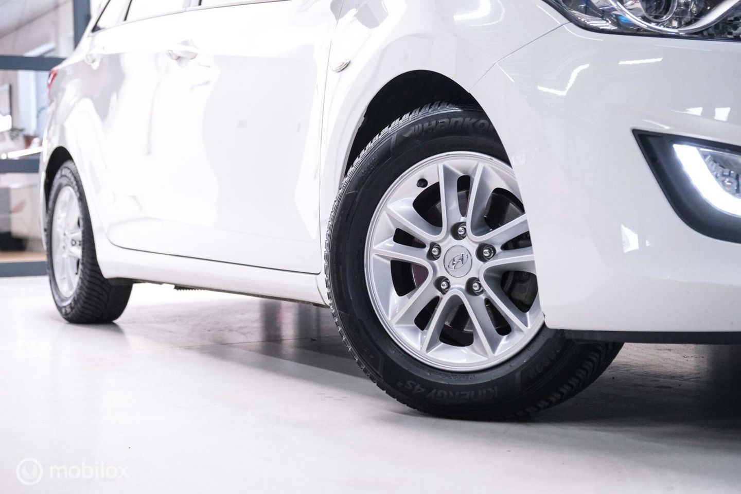 Hyundai i30 Wagon 1.6 GDI 120 pk | Trekhaak | Clima | Cruise | Stuurwielverwarming | All seasons | Nieuwe APK |
