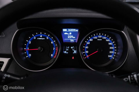 Hyundai i30 Wagon 1.6 GDI 120 pk | Trekhaak | Clima | Cruise | Stuurwielverwarming | All seasons | Nieuwe APK |