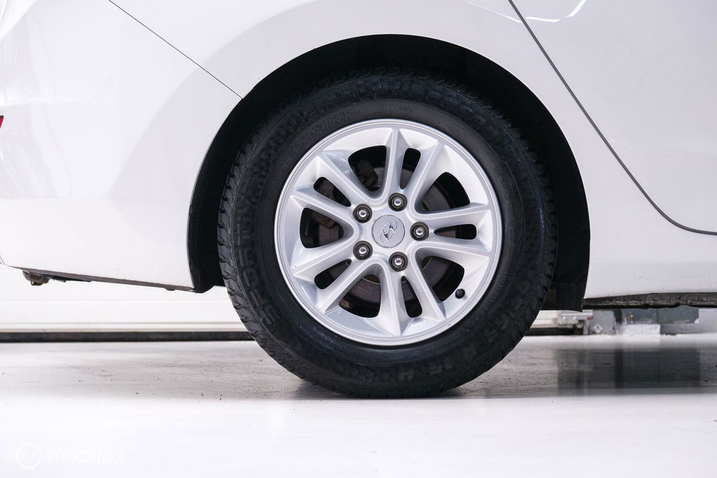 Hyundai i30 Wagon 1.6 GDI 120 pk | Trekhaak | Clima | Cruise | Stuurwielverwarming | All seasons | Nieuwe APK |