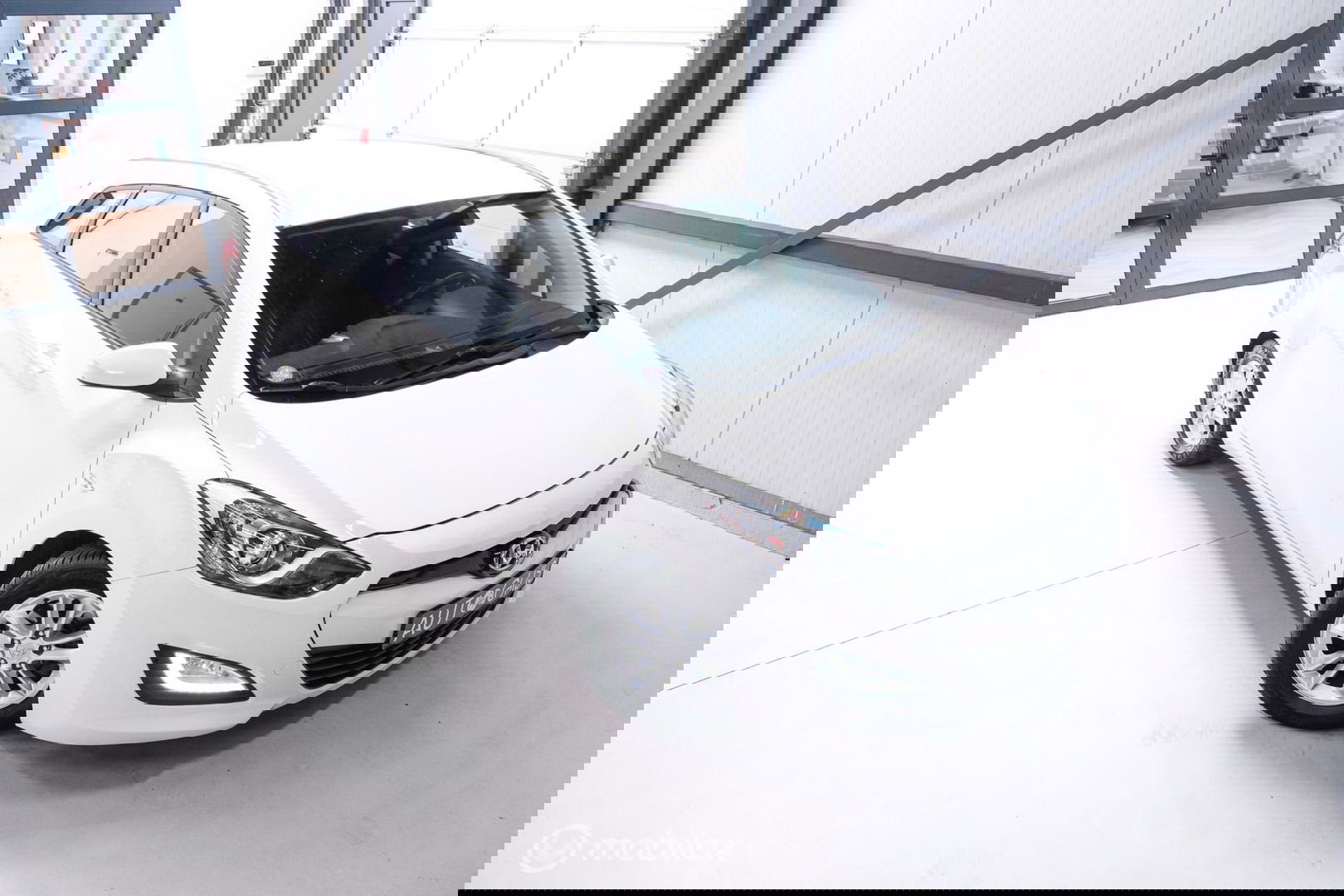 Hyundai i30 Wagon 1.6 GDI 120 pk | Trekhaak | Clima | Cruise | Stuurwielverwarming | All seasons | Nieuwe APK |
