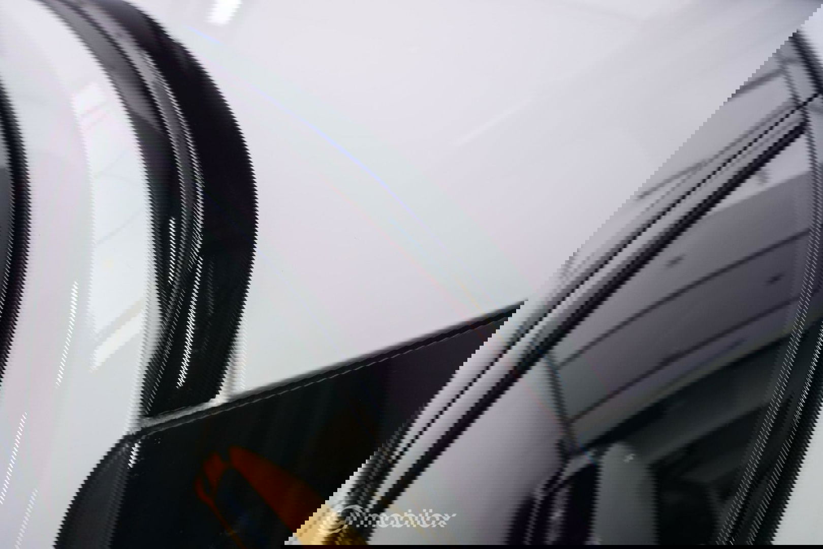 Volvo V60 2.0 T8 Recharge AWD R-Design | NL auto | DAB+ | CarPlay | Adaptive | Blis | Rijklaar |