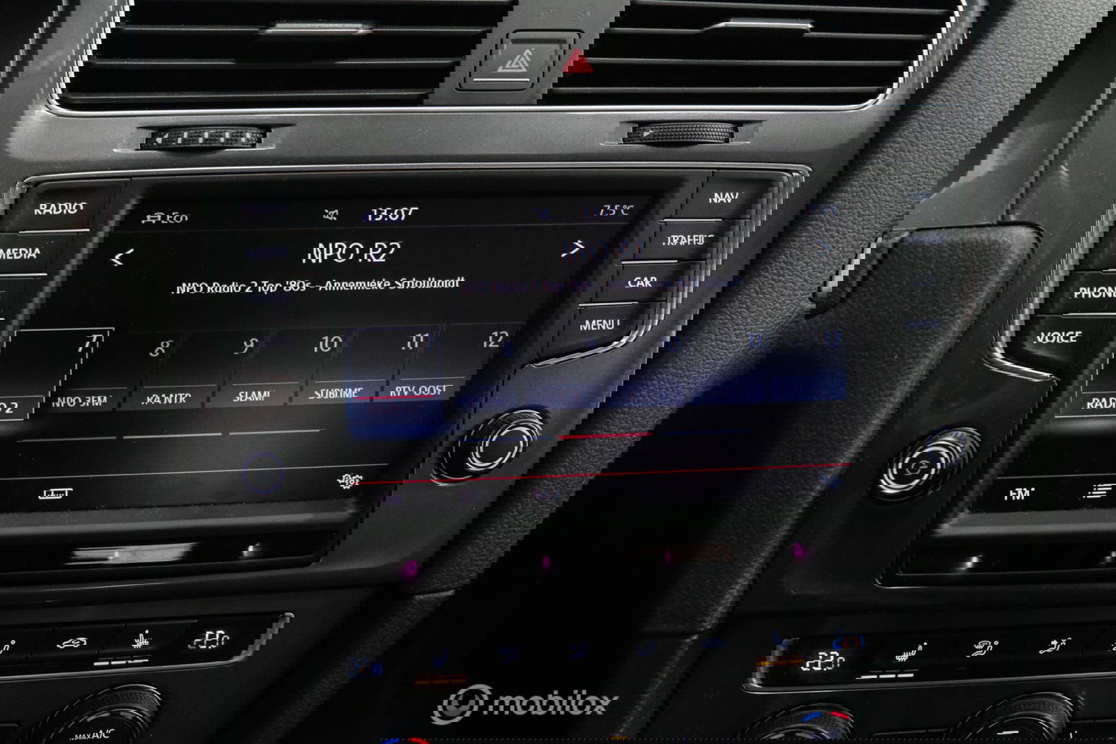 Volkswagen e-Golf | Adaptive | Stoelverwarming | PDC | Navigatie | Ambiance verlichting | LED |