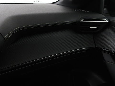 Peugeot 208 1.2 PureTech GT-Line | Panoramadak | Carplay | Afneembare trekhaak | Cruise control | Full LED | Navigatie | Camera | Sfeerverlichting