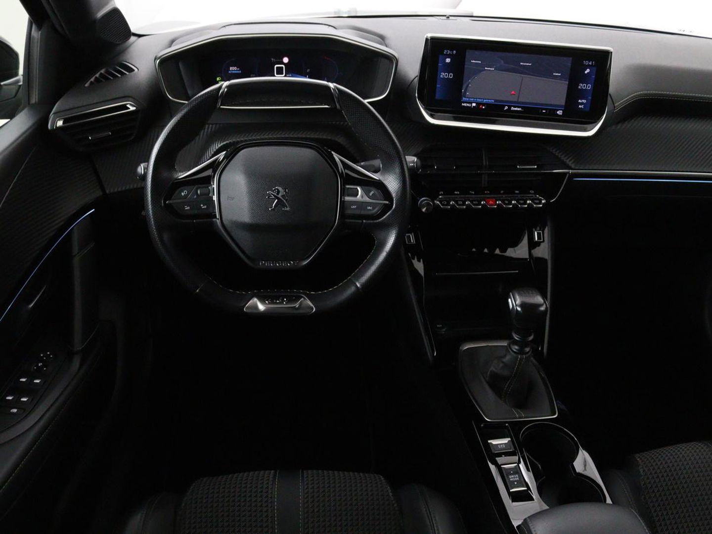 Peugeot 208 1.2 PureTech GT-Line | Panoramadak | Carplay | Afneembare trekhaak | Cruise control | Full LED | Navigatie | Camera | Sfeerverlichting