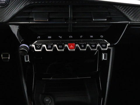 Peugeot 208 1.2 PureTech GT-Line | Panoramadak | Carplay | Afneembare trekhaak | Cruise control | Full LED | Navigatie | Camera | Sfeerverlichting