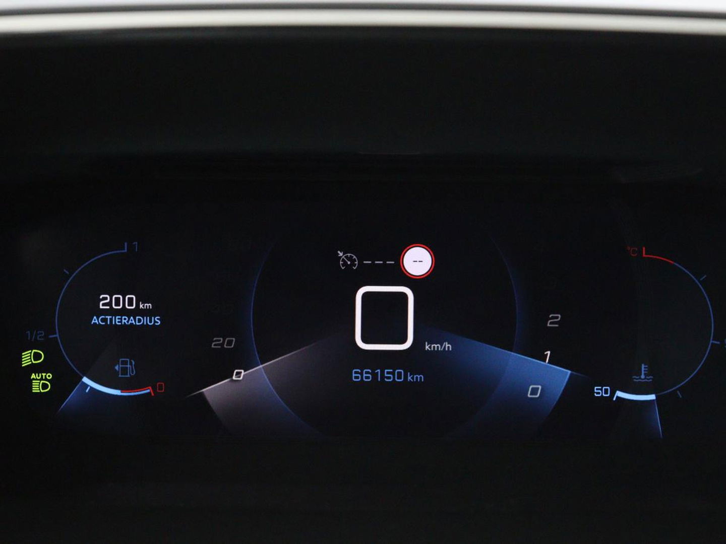 Peugeot 208 1.2 PureTech GT-Line | Panoramadak | Carplay | Afneembare trekhaak | Cruise control | Full LED | Navigatie | Camera | Sfeerverlichting