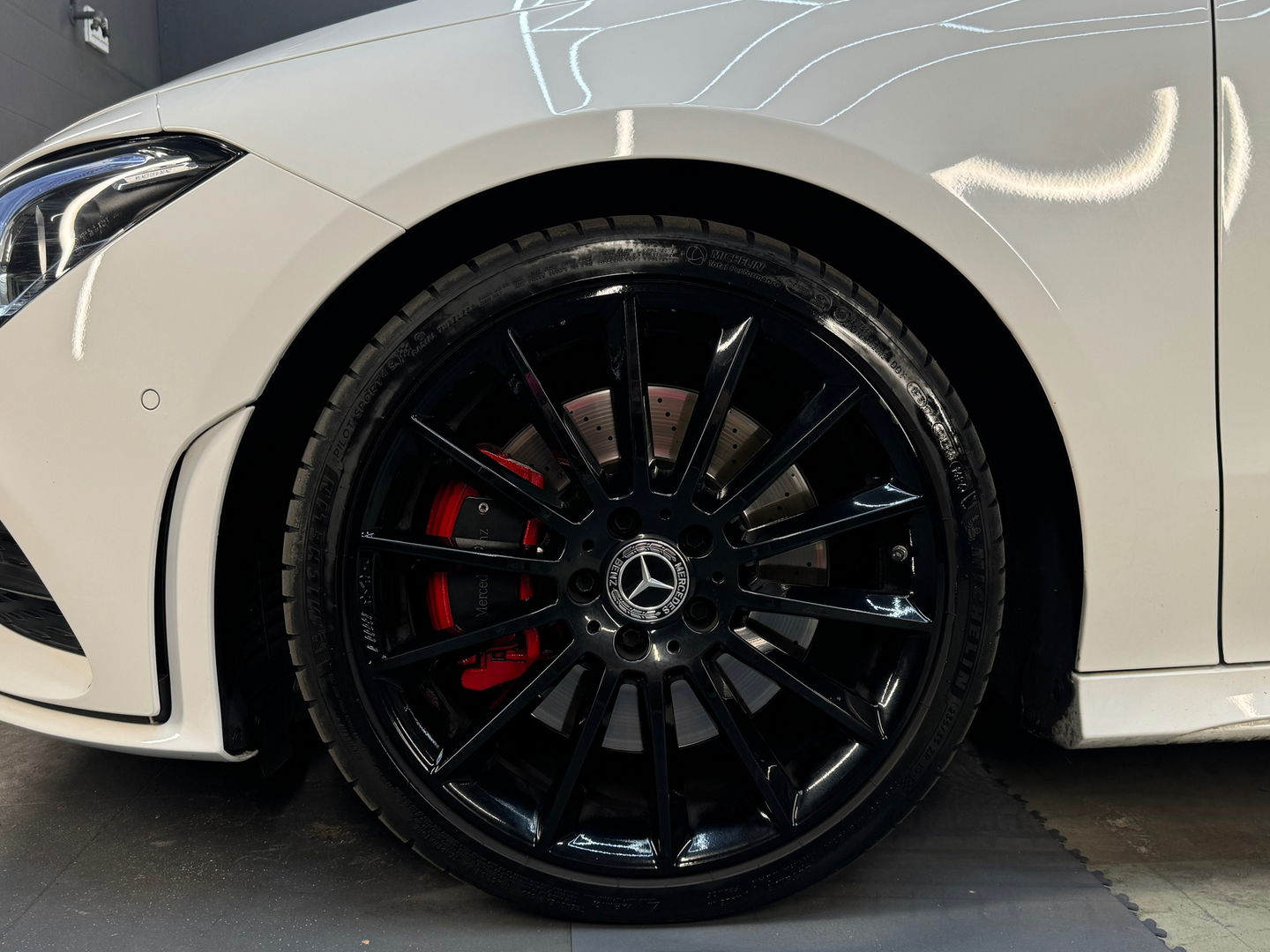 Mercedes-Benz CLA-Klasse 220 AMG Pano|Sfeer|Camera|Nightpakket