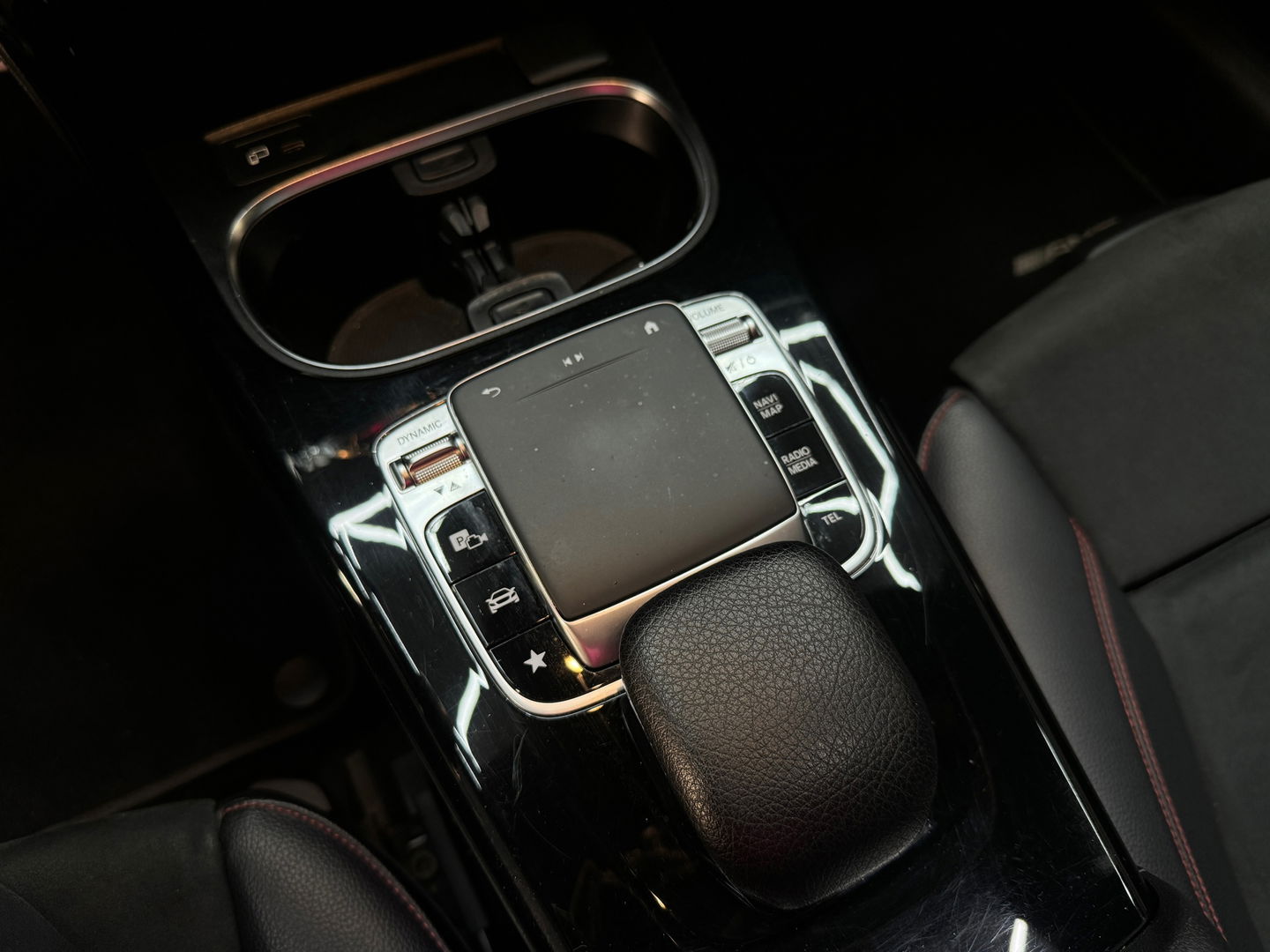 Mercedes-Benz CLA-Klasse 220 AMG Pano|Sfeer|Camera|Nightpakket