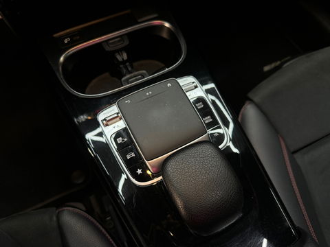 Mercedes-Benz CLA-Klasse 220 AMG Pano|Sfeer|Camera|Nightpakket