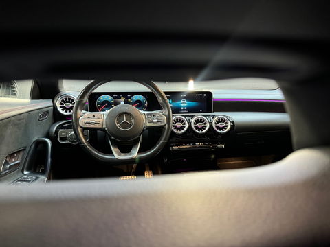 Mercedes-Benz CLA-Klasse 220 AMG Pano|Sfeer|Camera|Nightpakket