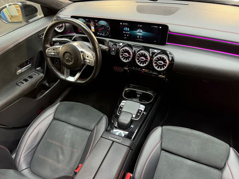 Mercedes-Benz CLA-Klasse 220 AMG Pano|Sfeer|Camera|Nightpakket